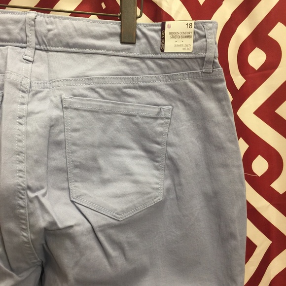 Gloria Vanderbilt Blue Stretch Skimmer Capri 18 - Picture 8 of 14